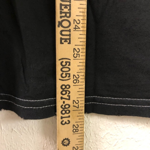 Pink Floyed Distressed Graphic Band Tee - Picture 4 of 8